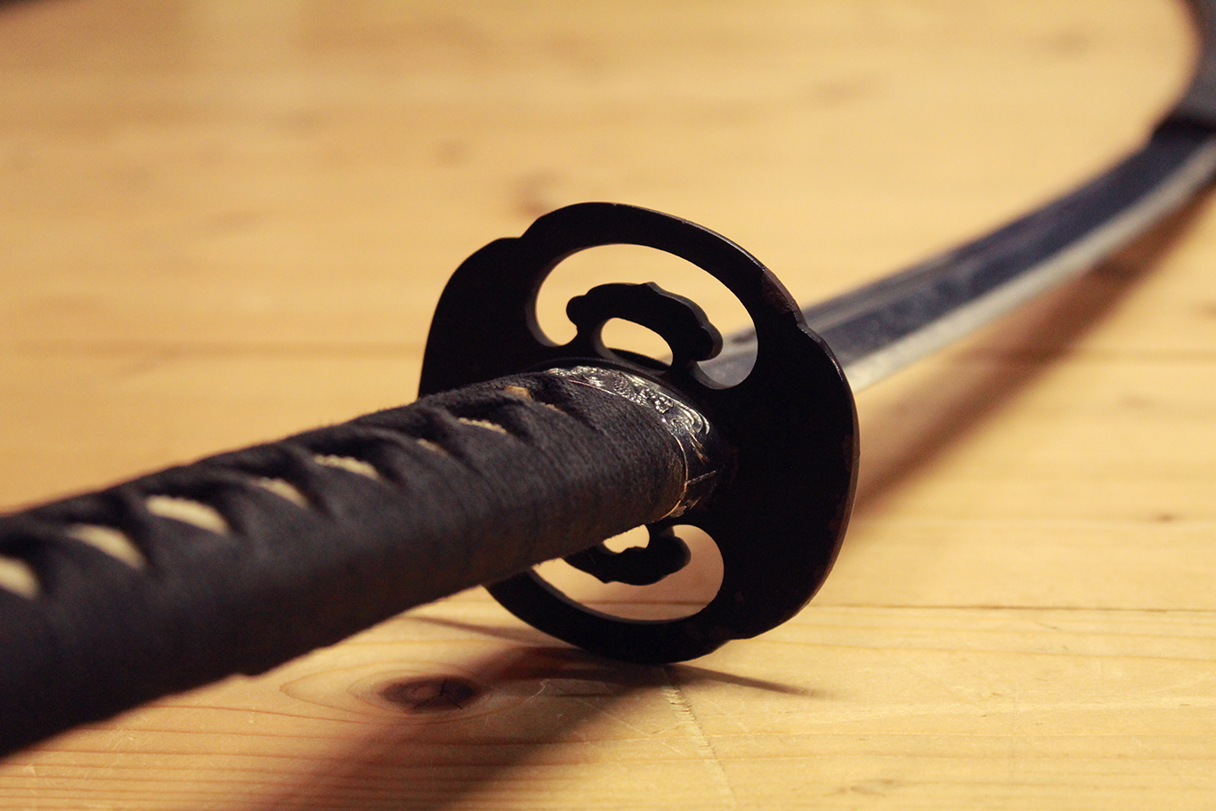Pratique du sabre japonais (kenjutsu) à la Maison du Japon Normandie